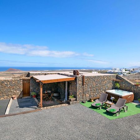 Apartamento Los 4 Nobles Tinajo Eksteriør billede