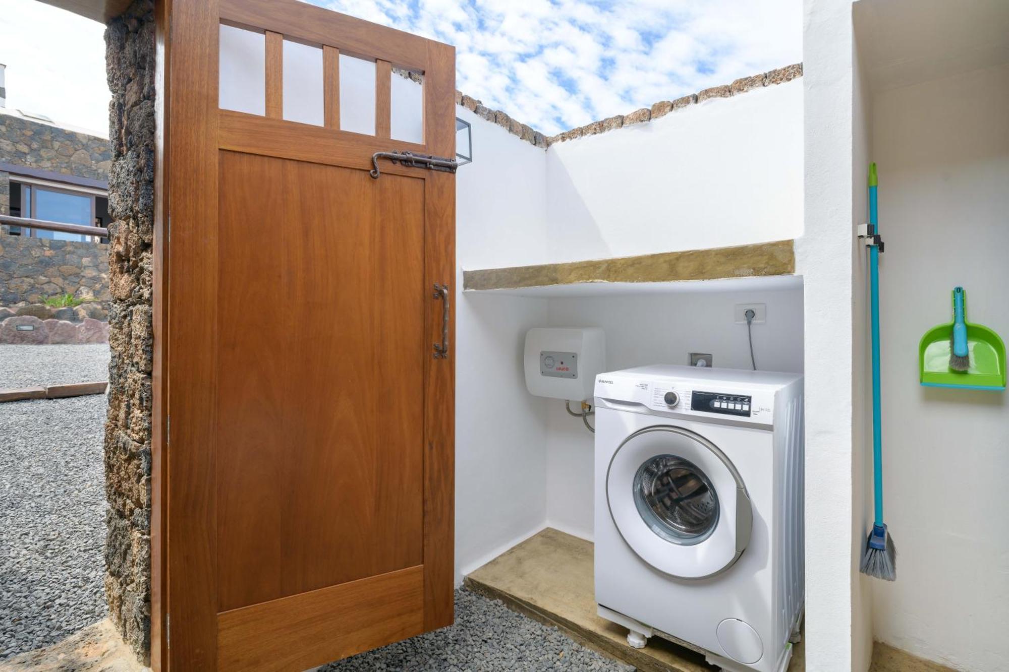 Apartamento Los 4 Nobles Tinajo Eksteriør billede